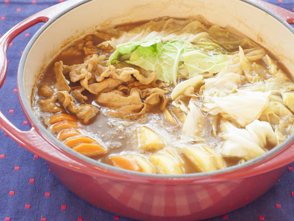 豚肉と生姜のカレー鍋